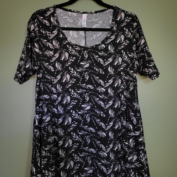 Lot of 3 Lularoe perfect t - Picture 4 of 4